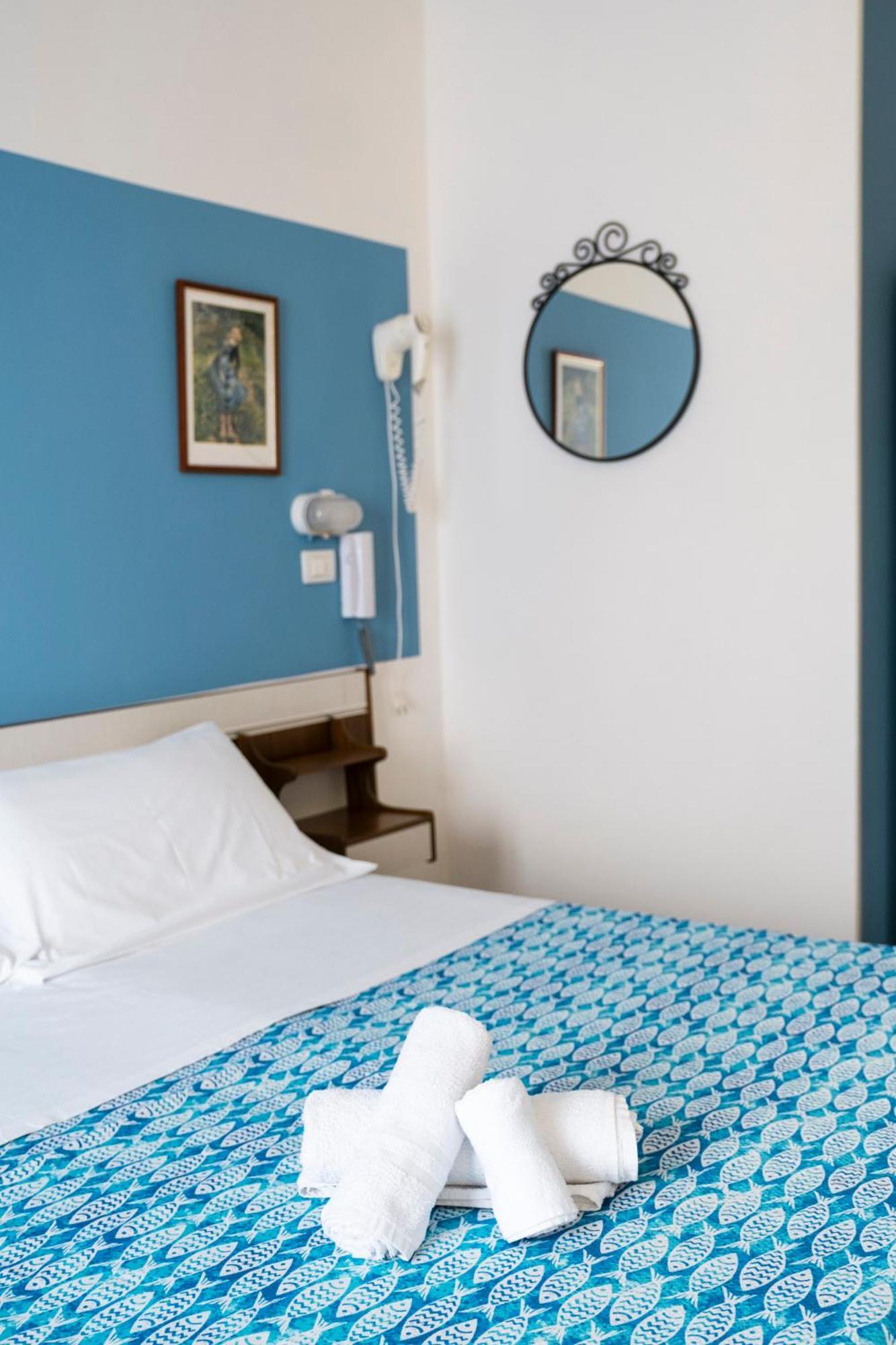 Hotel Cheri Rimini Luaran gambar